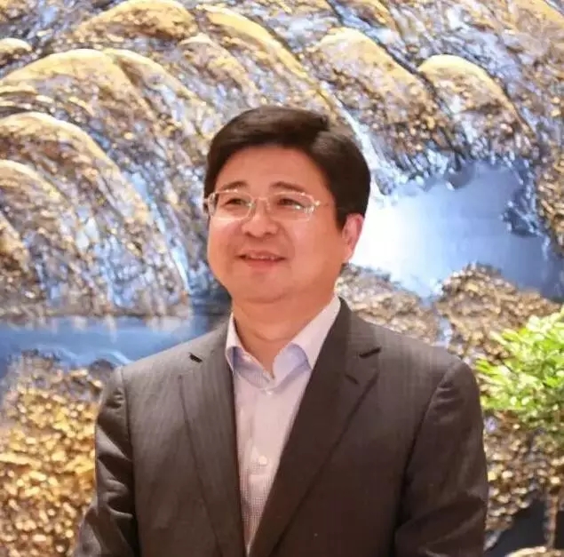赵海宁，自然美景探索之旅的心灵远离与寻找